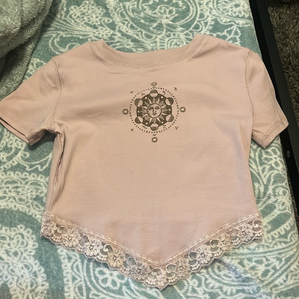 cropped pink tee